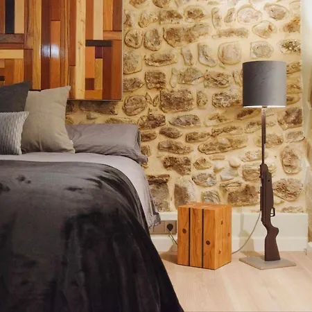 Keldomenech Bed&art Luxury For Art Lover Besalú
