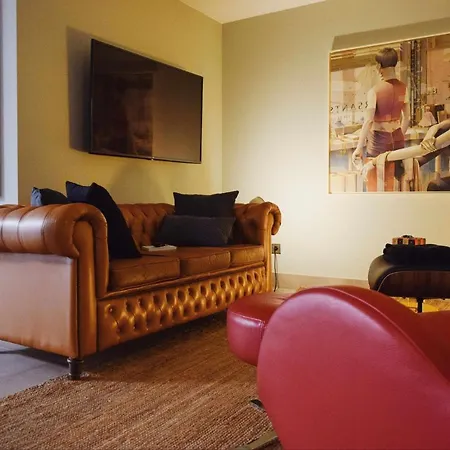 Keldomenech Bed&art Luxury For Art Lover 아파트 베살루