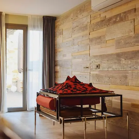 Lägenhet Keldomenech Bed&art Luxury For Art Lover